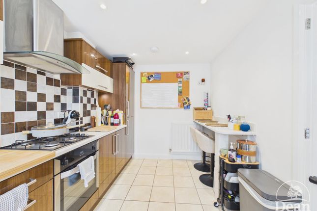 10, Albert Road, Coleford photo 4