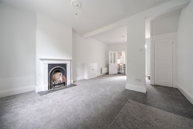 2-bed terraced on Chase Side, Enfield EN2, £500,000