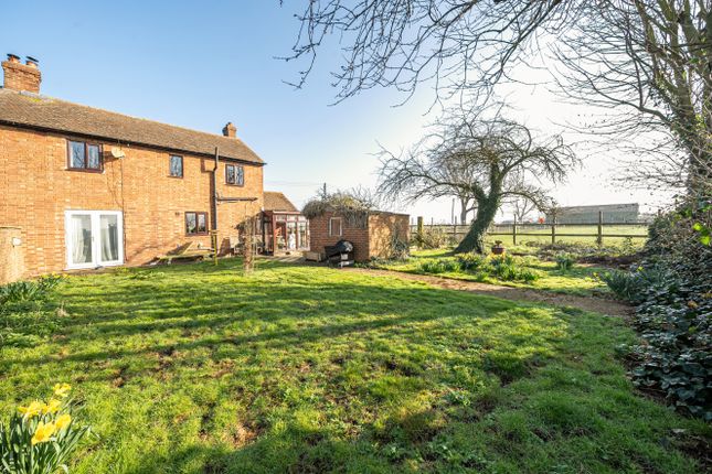 Tokai Cottage, 2, West Fen Drove, Whittlesey, Peterborough photo 4