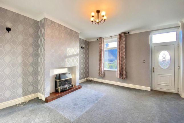 409a, Blackmoorfoot Road, Huddersfield photo 4