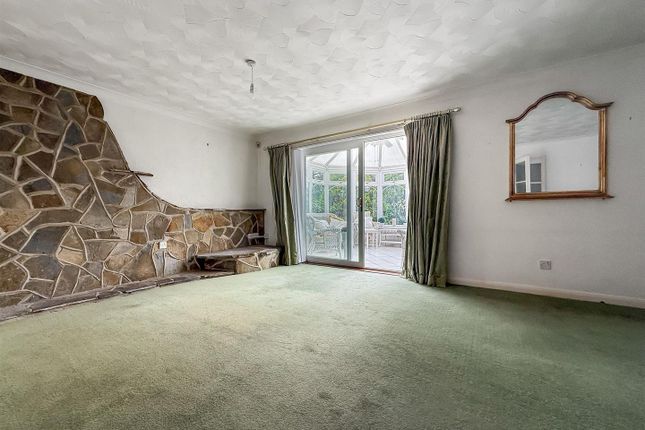 135, Hill Road, Fareham photo 4