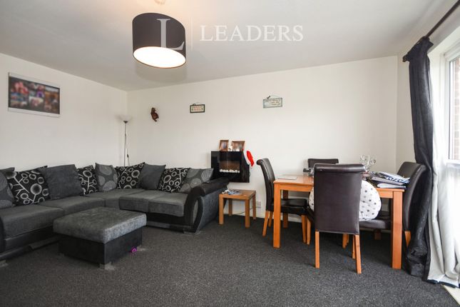 16, Elderberry Gardens, Essex photo 4