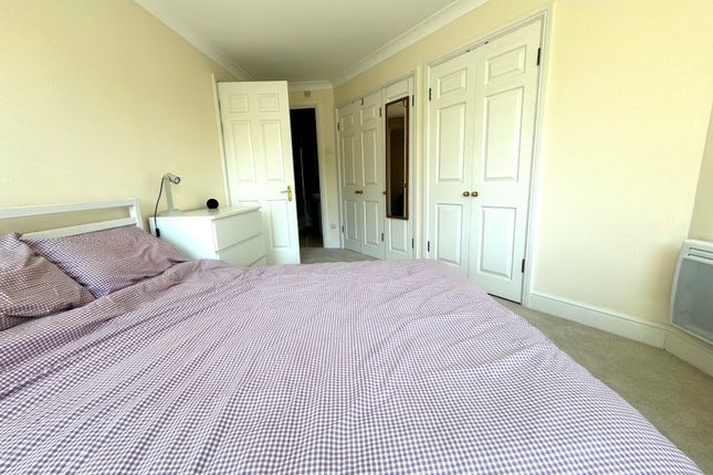 WATERSPRING COURT, Regency Street, London photo 3