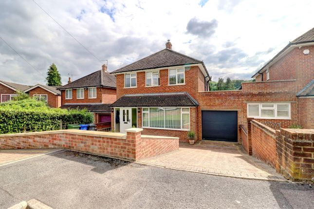 Thumbnail Link-detached house for sale in Hazlemere View, Hazlemere, High Wycombe