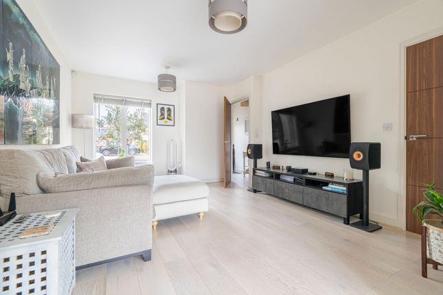 17 Blaxter Way, Norwich photo 2