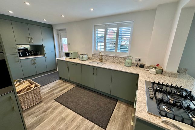 51, Ashton Drive, Doncaster photo 4