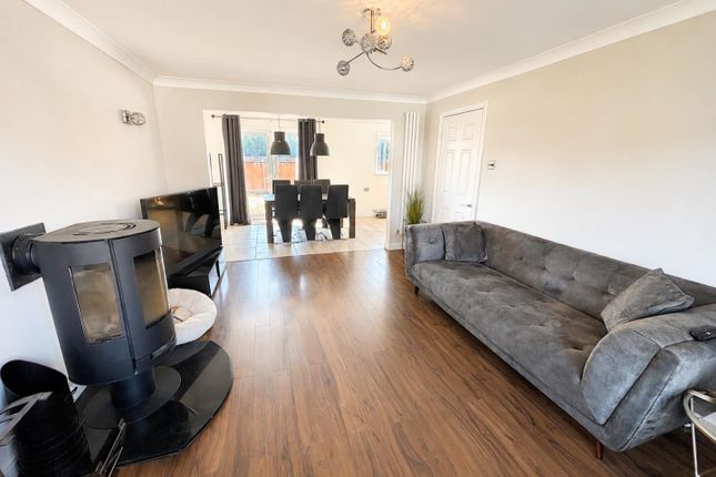 20,, Parkside Close, Manchester photo 3