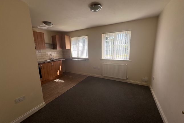 Oakley Road, Corby photo 3