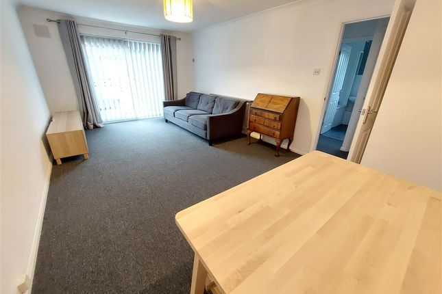 Meadowbrook Court, Folkestone photo 3