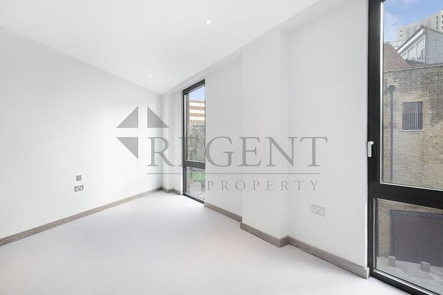 2, Apartment 4, Drapers Yard, London photo 3