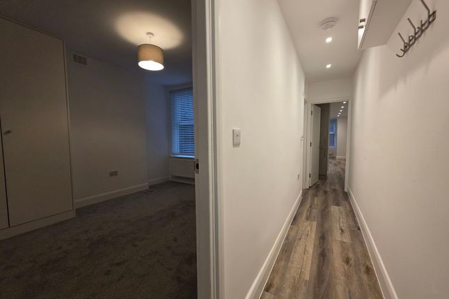3a, Bushey Hill Road, London photo 5