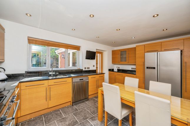17, Tregaron Close, Derby photo 4
