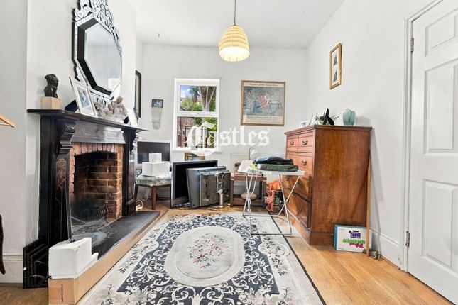 111, Beaconsfield Road, London photo 4