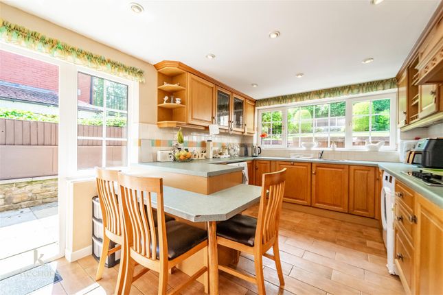 Causeway Cottage, Towneleyside, Burnley photo 4