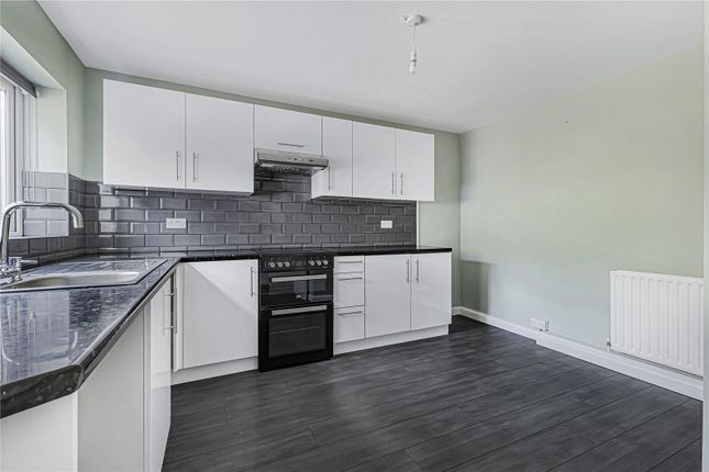 16, Aspen Close, Kent photo 2