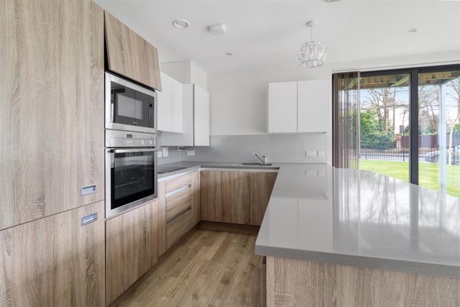 Apt 2, The Brook House, 1a Hatherley Road, Cheltenham photo 5