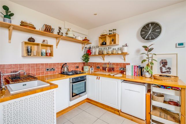 Flat for sale in Twin Foxes, Woolmer Green, Hertfordshire
