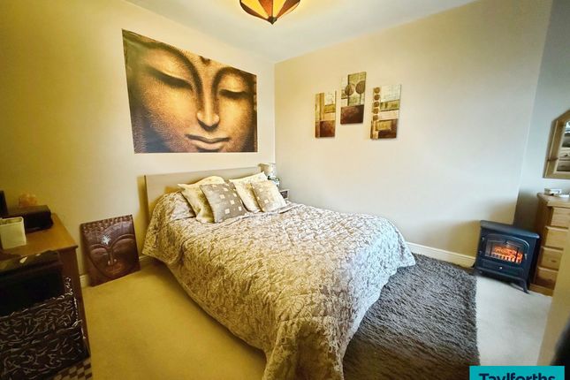114 Colne Road, Barnoldswick photo 4