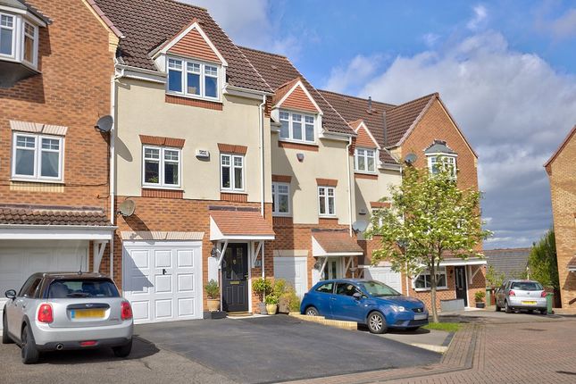 Town house for sale in Sandpiper Mews, Calder Grove, Wakefield