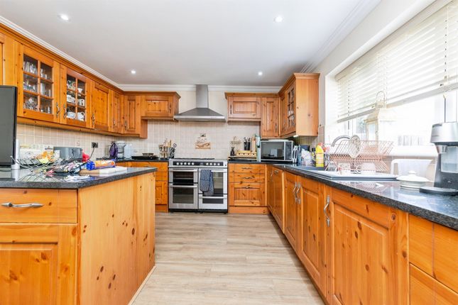 40B, Owton Manor Lane, Hartlepool photo 3