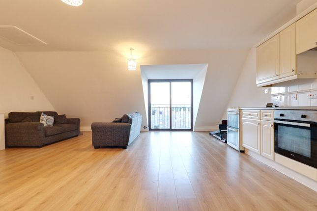 Trelawney Place, Howard Road, Grays photo 3