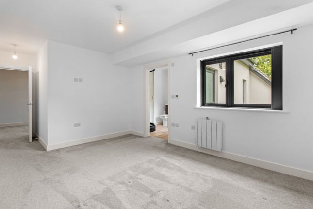 6, The Springs, 18, Tonbridge Road, Tunbridge Wells photo 4