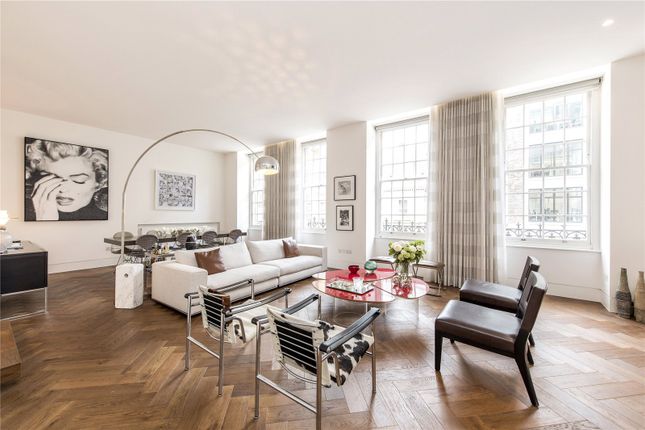 Flat for sale in New Cavendish Street, Marylebone, London