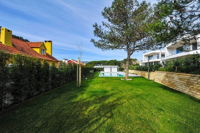 Villa for sale in Street Name Upon Request, Lisboa, Alcabideche, Pt