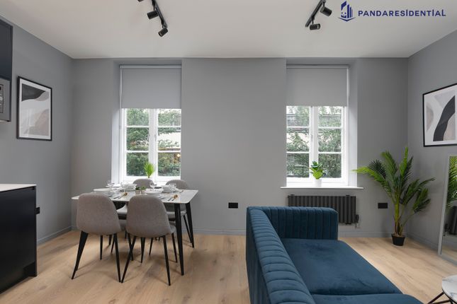 Flat to rent in 34 Maple Street, London