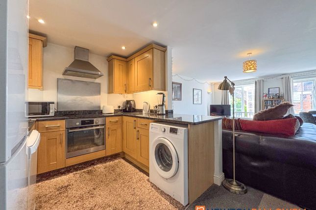 Apt 5, Barnby House, Newark photo 2