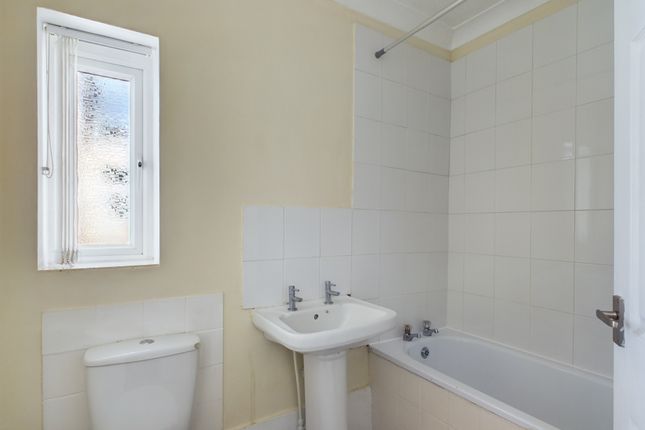 Flat for sale in Cromwell Road, Plymouth