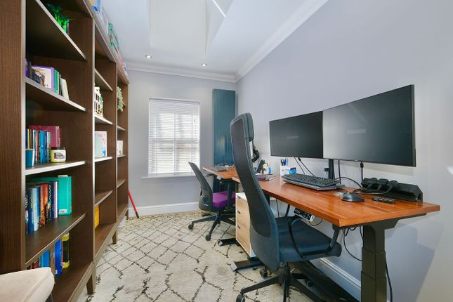 5, Elizabeth Drive, Huntingdon photo 4
