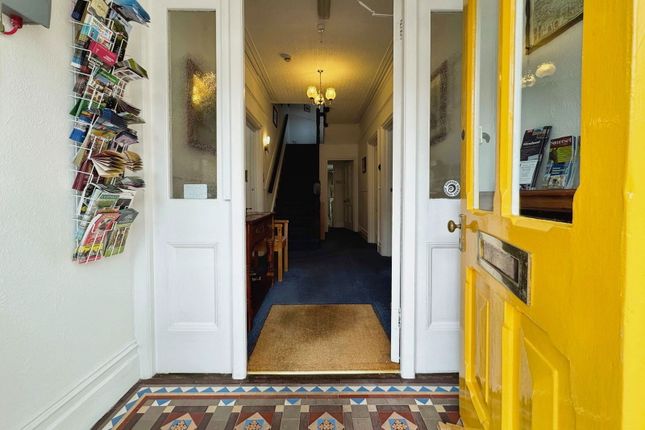Montrose Guest House,14, Tregonwell Road, Minehead photo 4