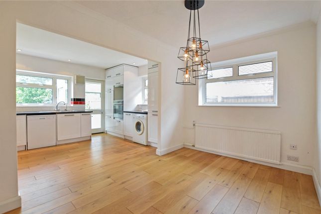 20, Lovelace Drive, Surrey photo 4