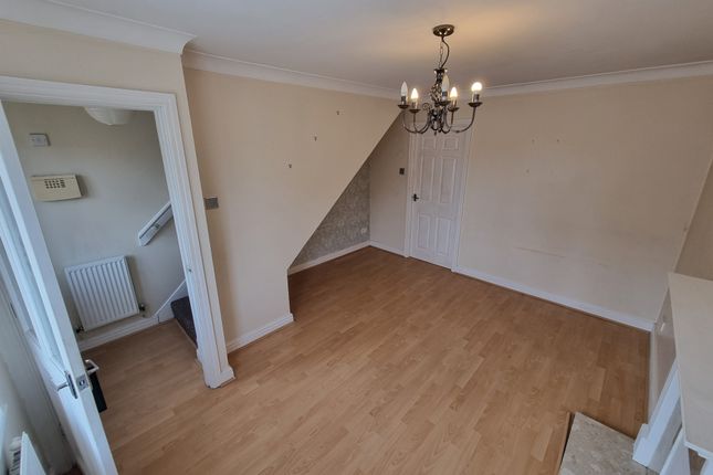 50, Kingsbury Way, Hull photo 2