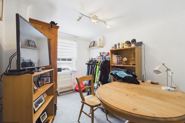 35, Rothbart Way, Peterborough photo 4