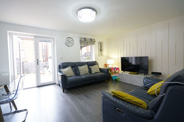139 Malthouse Drive, Grays photo 3