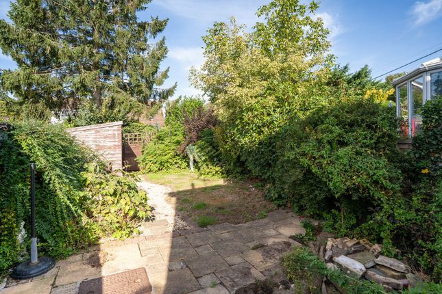 8 Finchams Close, Cambridge photo 4