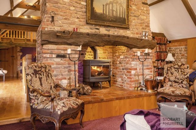 Lounge Warmth