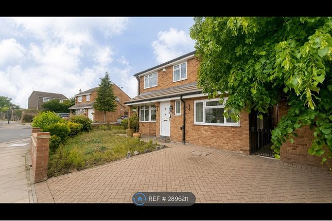 Milford Close, London photo 2