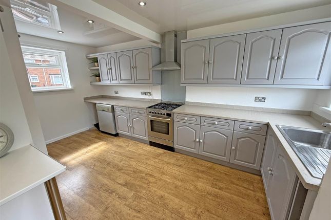 12, Bude Grove, North Shields photo 4