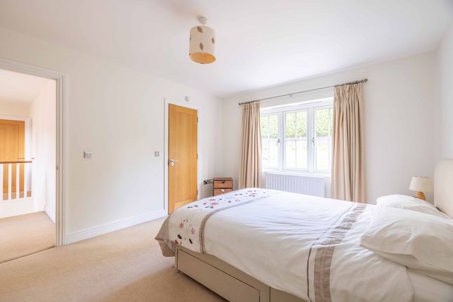 4a, Beacon Close, Chalfont St Peter photo 4