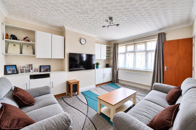 Bernays Close, Middlesex photo 2