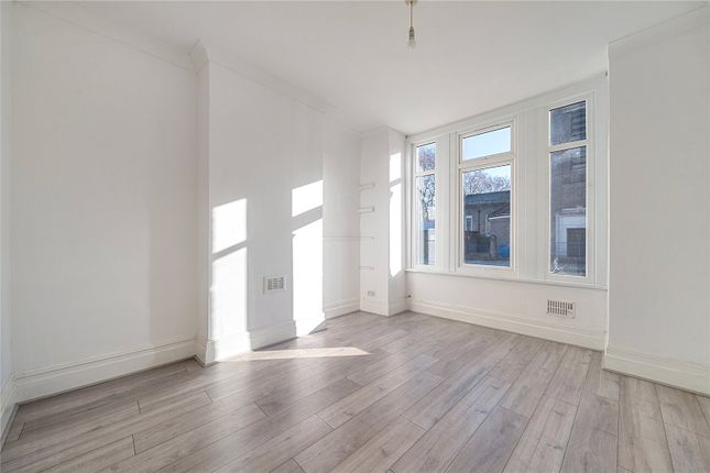 Ground Floor Flat, 277, Sydenham Road, London photo 2
