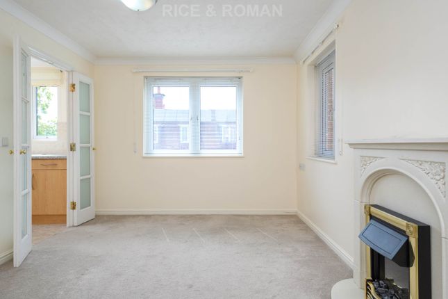 27 Greenwood Court, The Parade, Epsom photo 2