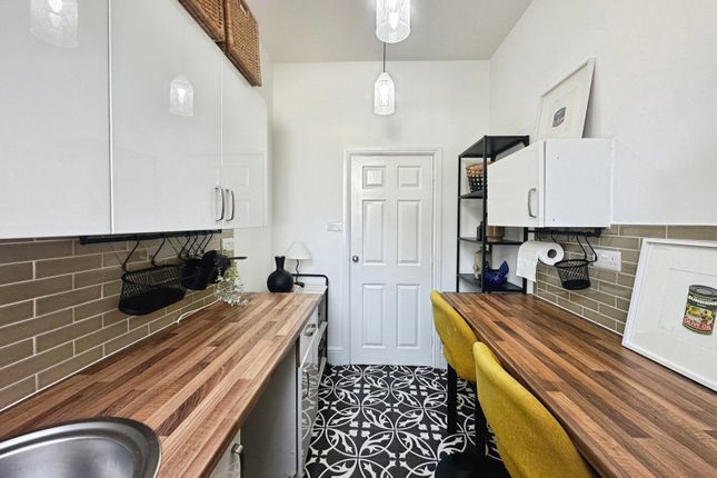 Flat 2, Parkside Court,, Clarence Road, Leicestershire photo 4