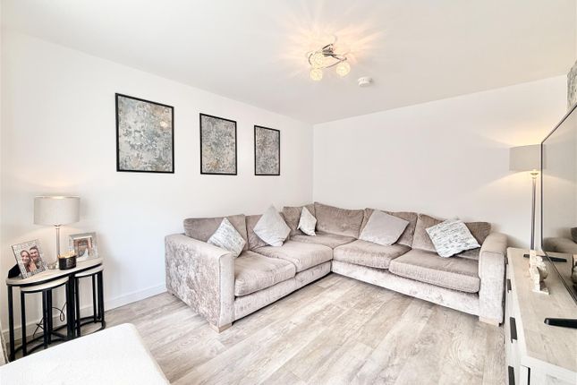 65, Craigtower Road, Motherwell photo 4