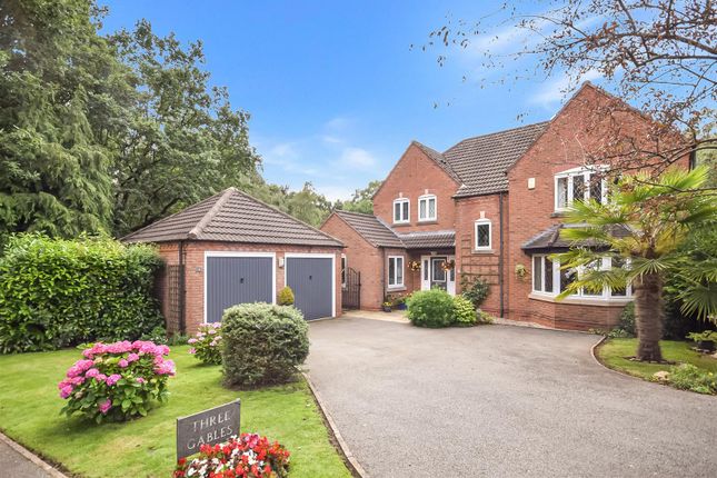 Detached house for sale in Chestnut Close, Harlow Wood, Nottingham