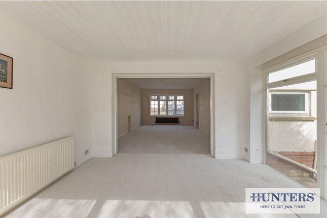 21, Ridgeway, Leeds photo 4