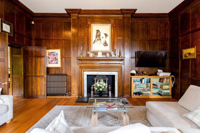 The Manor House, 7, Stane Street, Billingshurst photo 4